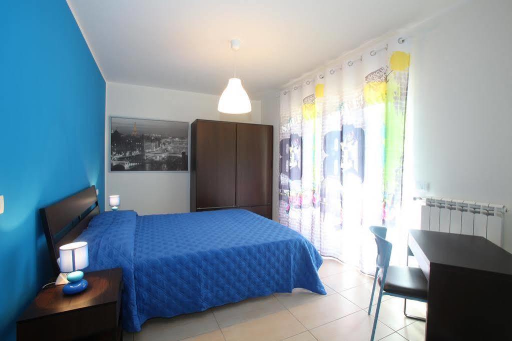 Moon River Guest House Pescara Exterior foto